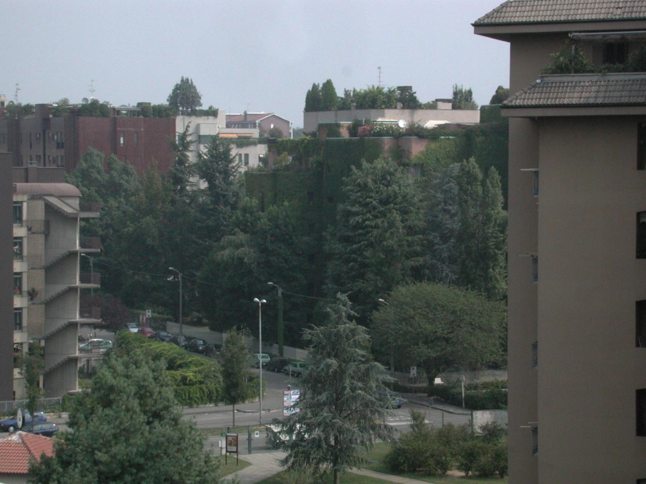 Other nearby apartment buildings, visible from Jon & Sue's apartment