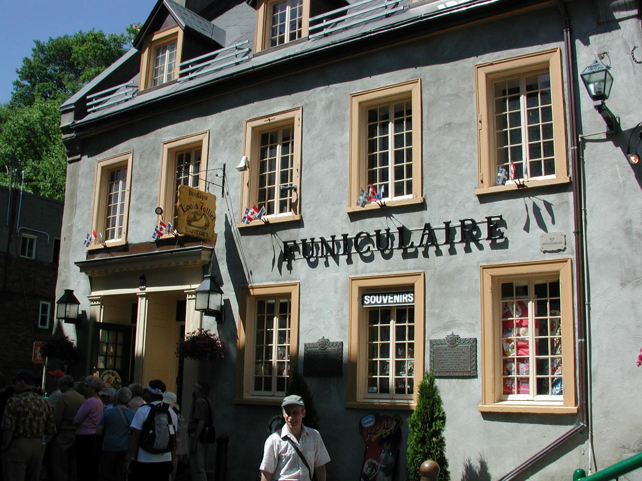 Funicular leading to Chateau Frontenac in building described in previous photo