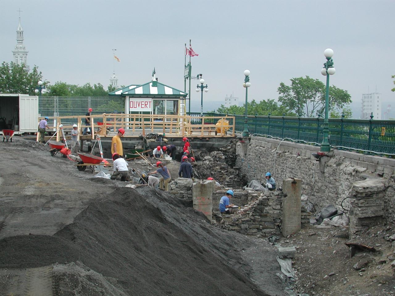 Terrasse Dufferin is being reconstructed, and examined as an archeology site
