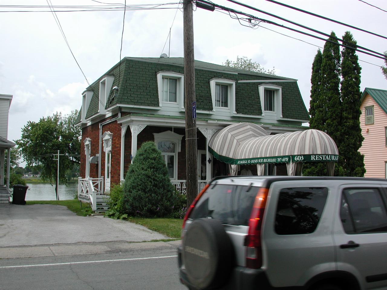 Auberge St. Denis