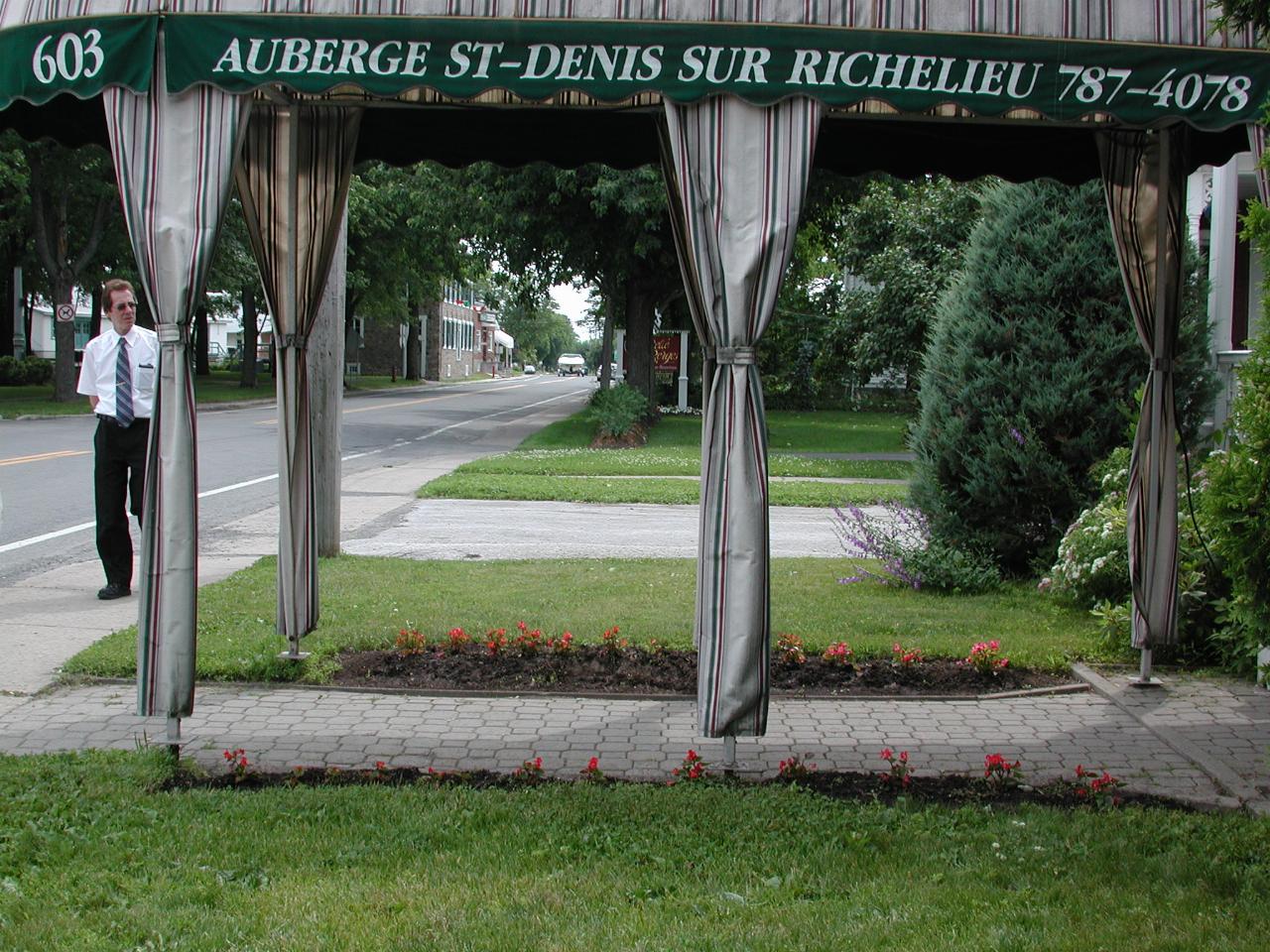 Auberge St. Denis and Gaston, our tour driver