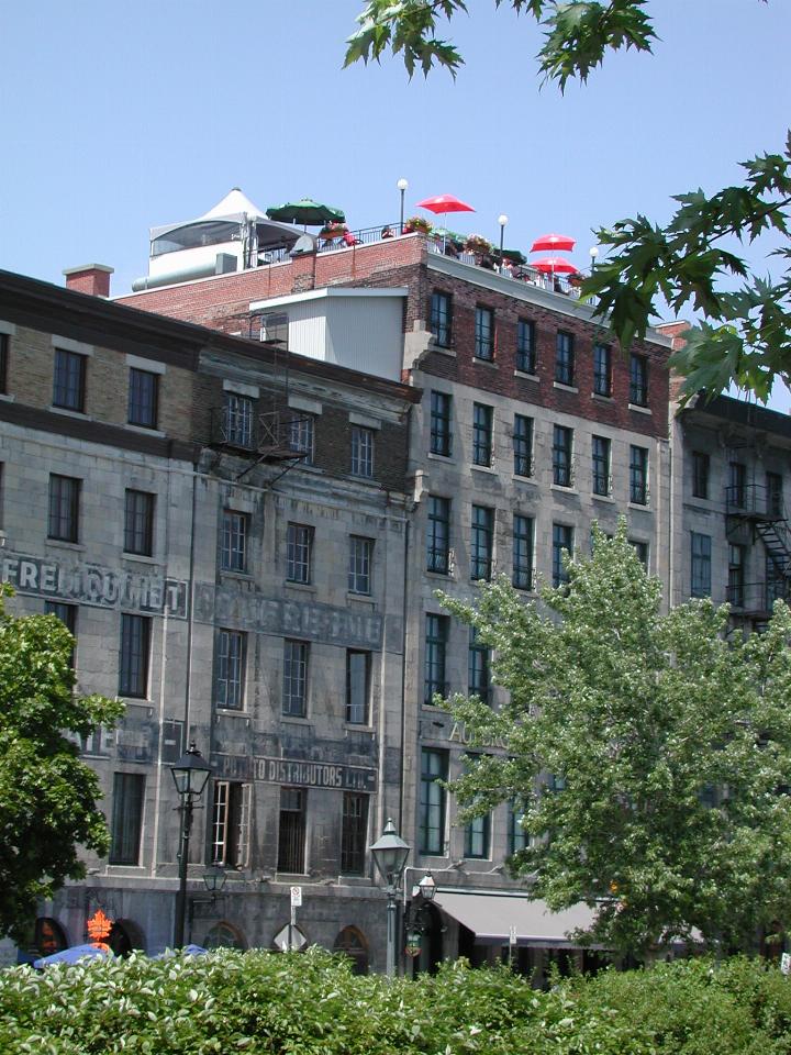 Roof top garden and dining along Montreal's river front