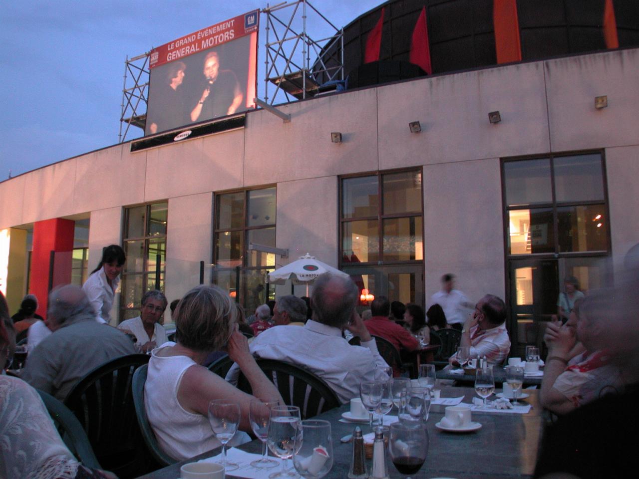 TV screen showing Main Stage performance: final concert by Pat Metheney