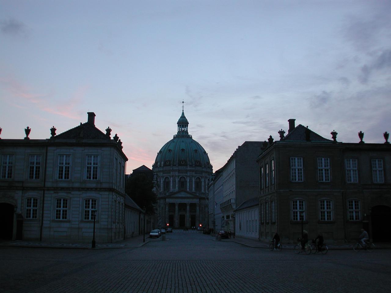 KPLU Viking Jazz: Sunset over Marmorkirken (Frederikskirken) from Amalienborg Plads