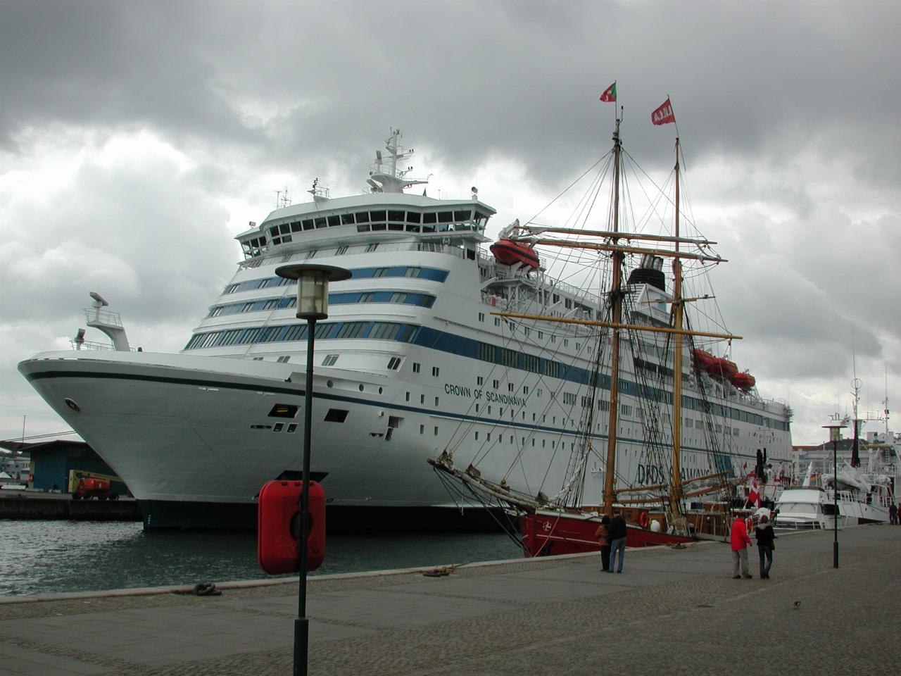 KPLU Viking Jazz: Old and new vessels, outside the back of our hotel