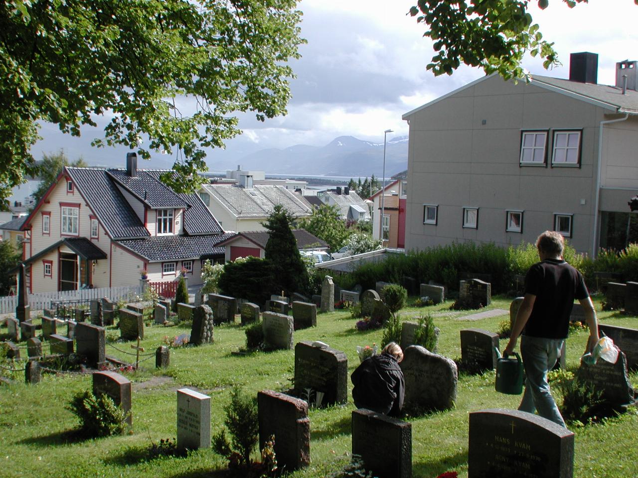 KPLU Viking Jazz: Cemetery residents also have a nice view, and residents maintain the graves