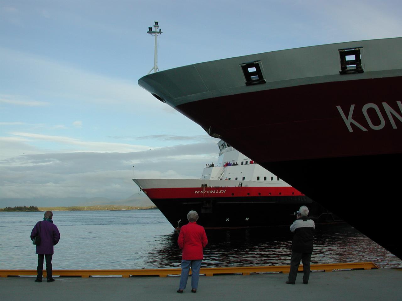 KPLU Viking Jazz: Another ferry coming in