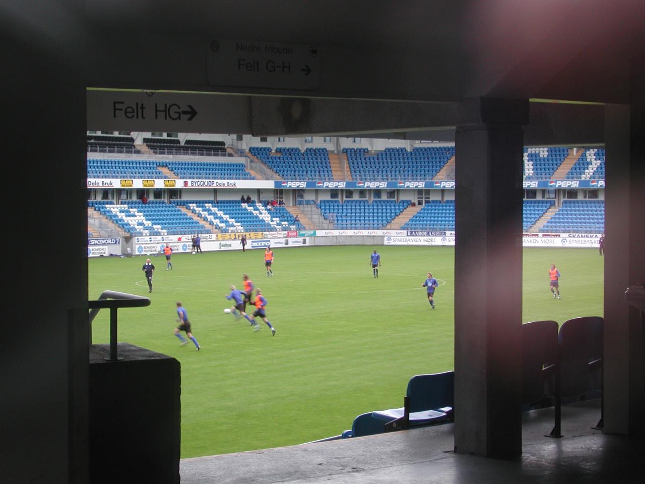 KPLU Viking Jazz: Practice session at Molde Stadium